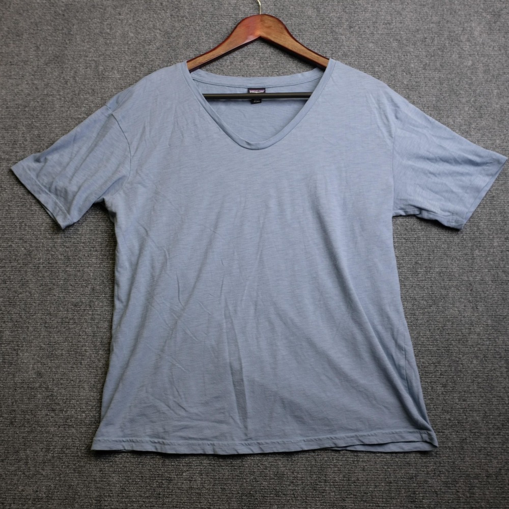 Patagonia Shirt Mens M Blue V-Neck Short Sleeve Jersey Knit Solid Tee Casual